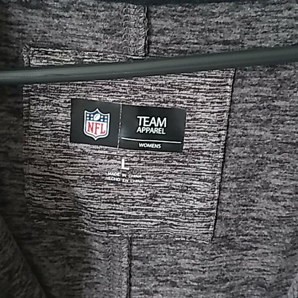 NFL apparel - Picture 2 of 7